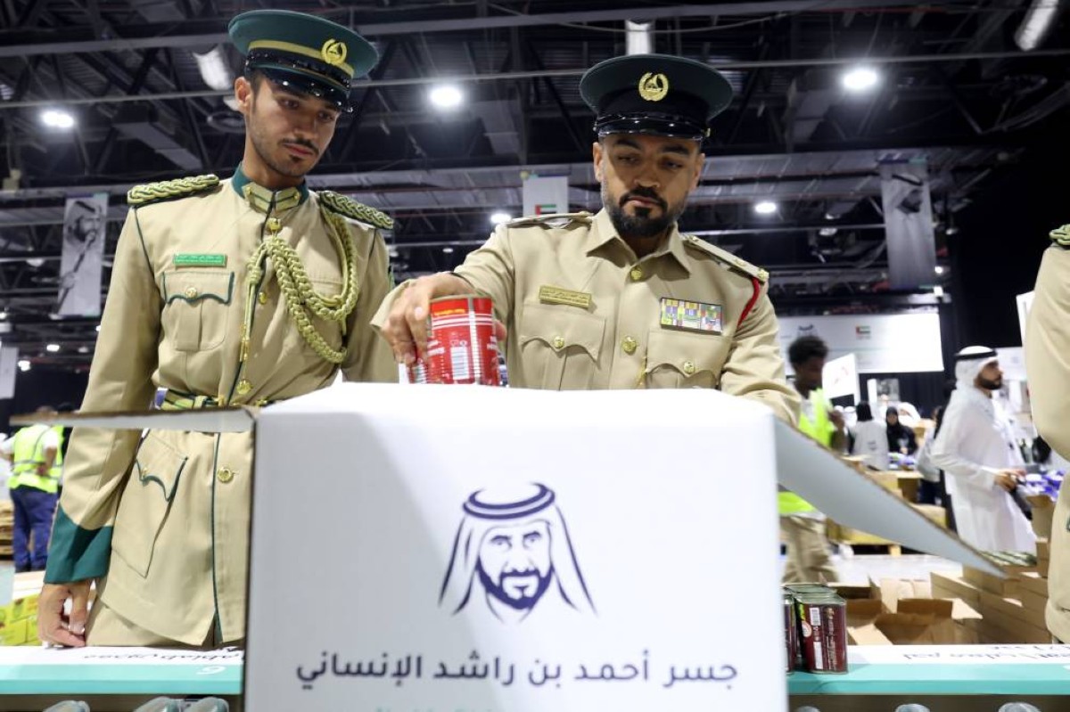 وفاءً لإرث العطاء.. «شرطة دبي» تجسد قيم التكافل في «جسر أحمد بن راشد الإنساني»