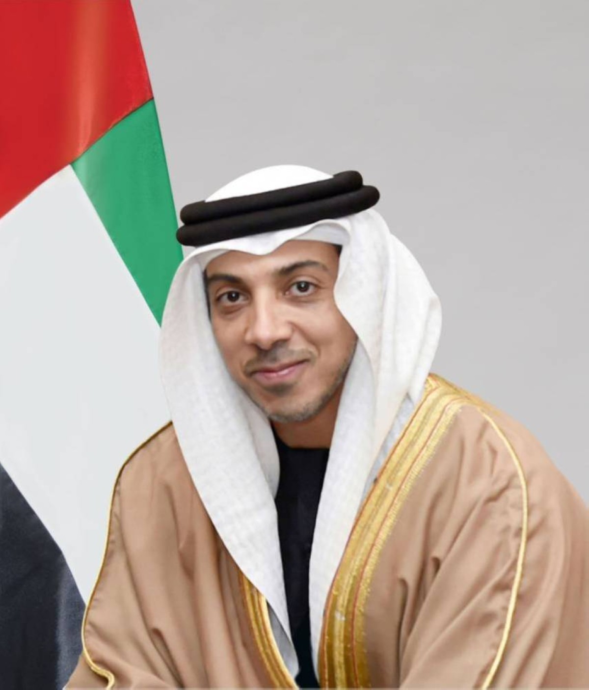 منصور بن زايد: أمن المجتمعات وعدالتها مسؤولية مشتركة