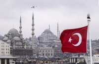 أزمة صناديق تهز تركيا.. تجميد أصول عشرات الأفراد والكيانات القانونية