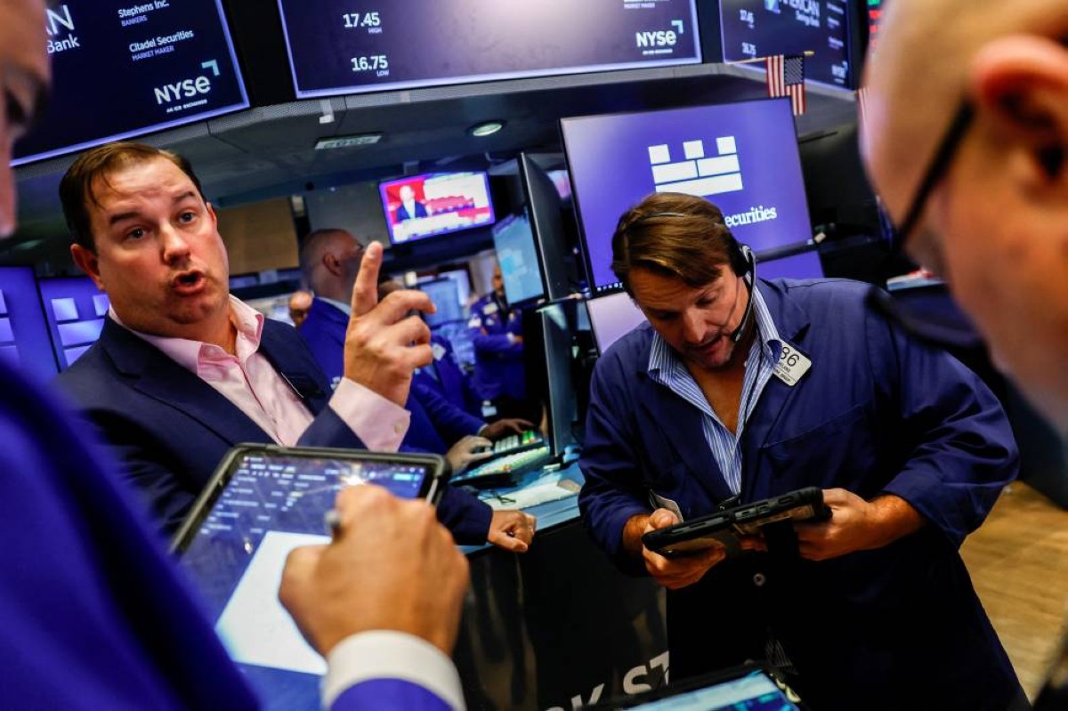 Traders work on the floor of the New York Stock Exchange (NYSE) in New York City, U.S., September 16, 2026. REUTERS/Jeenah Moon