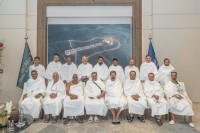 الوفد الإعلامي لـ «خليجي 27» يؤدي مناسك العمرة