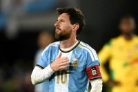 ميسي يودع المنتخب الأرجنتيني وسط احتفاء 85 ألف متفرج