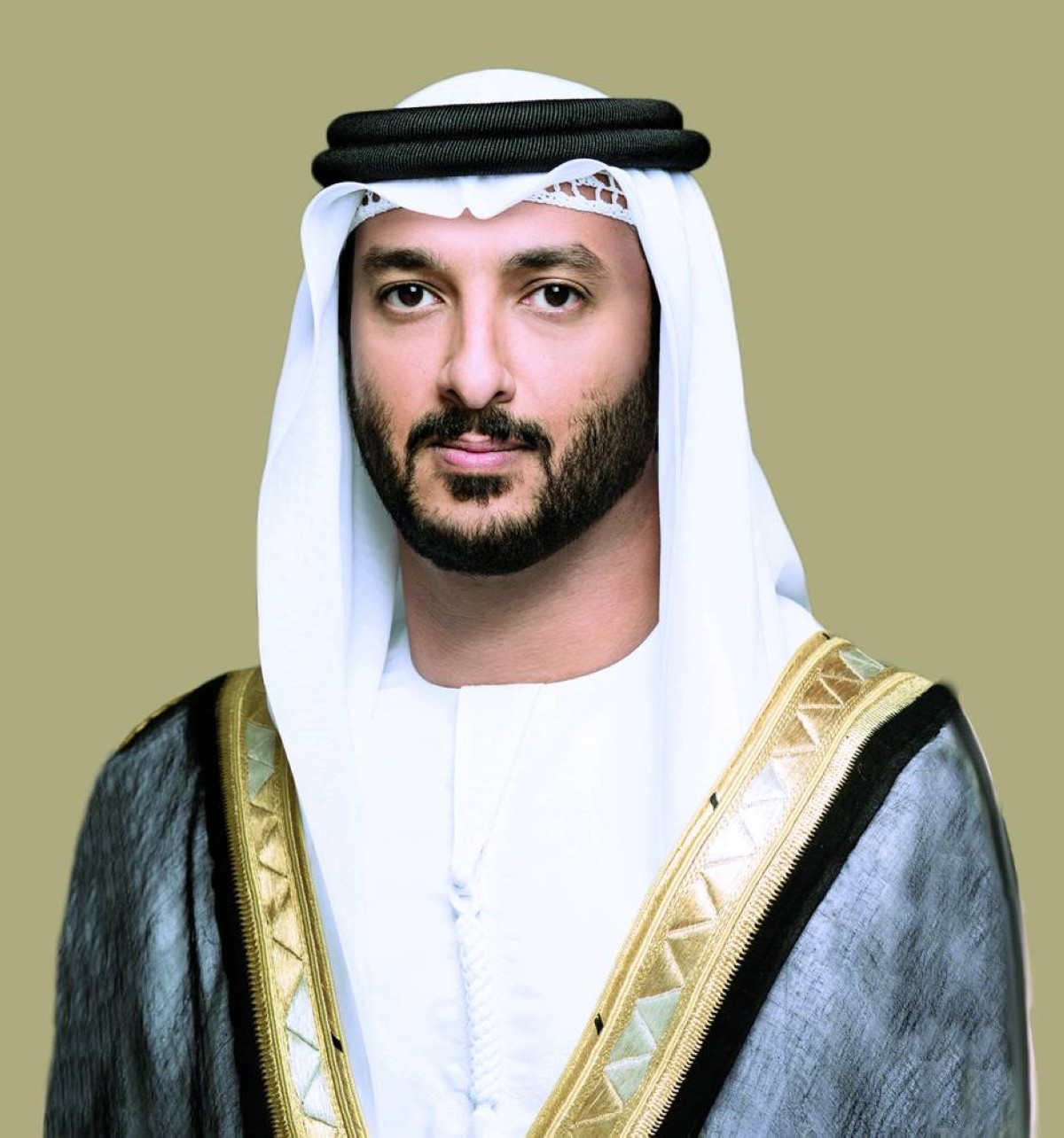 عبد الله بن طوق ١٠ copy