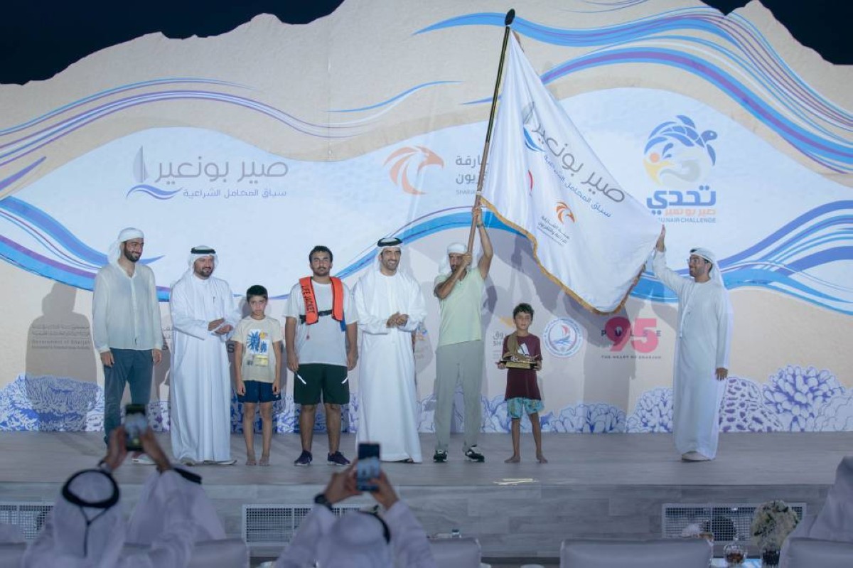 سلطان بن أحمد خلال الحفل