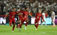 الأهلي يحسم القمة المصرية ويهزم الزمالك بثنائية