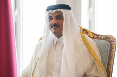 أمير قطر يقول: الحرب خفّضت إيرادات الدولة 42%