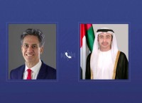 عبدالله بن زايد يبحث هاتفياً مع وزير خارجية بريطانيا التطورات الإقليمية