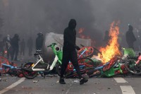 الأغلبية المفقودة.. هل ينهار "الوسط" الأوروبي؟