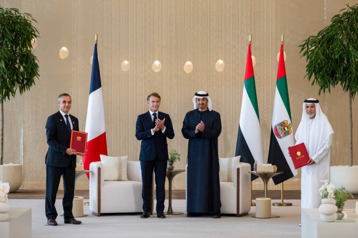 محمد بن زايد وماكرون يشهدان إعلان إطار عمل الشراكة الدفاعية الإستراتيجية بين الإمارات وفرنسا