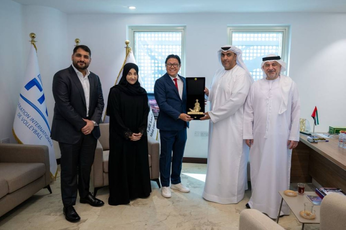 الإمارات تبحث استضافة بطولات آسيوية للكرة الطائرة