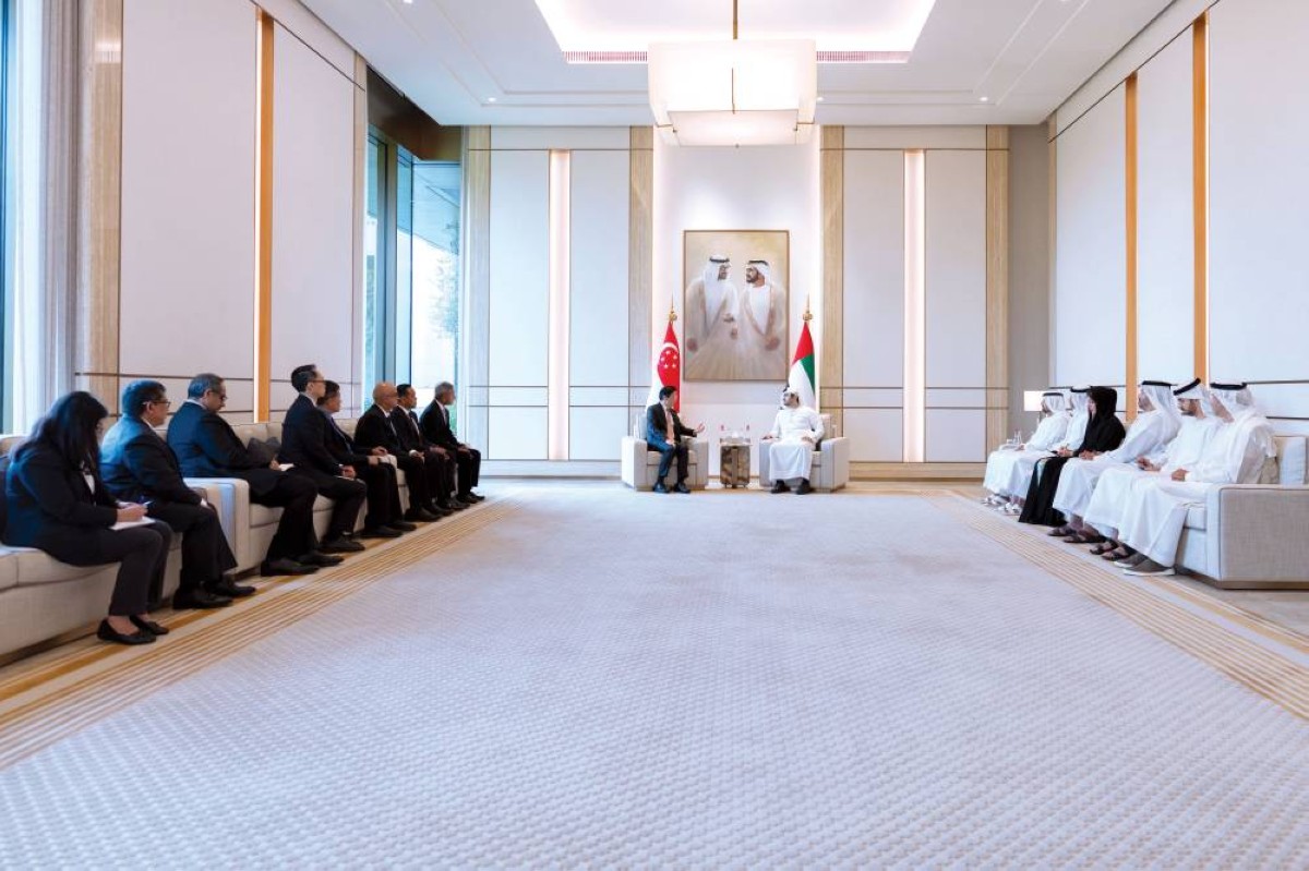 مكتوم بن محمد: دبي وسنغافورة تلتقيان في فلسفة النجاح
