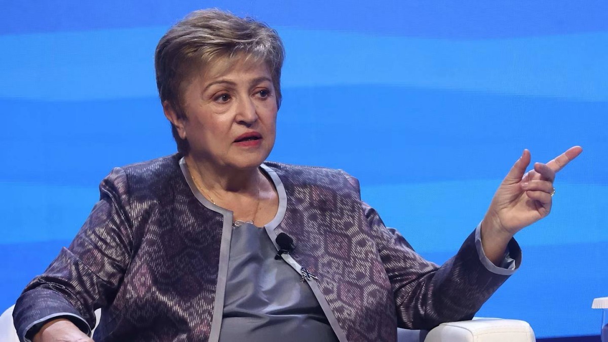 أي اقتصادات دول «السبع» يعد نموذجاً للإسراف المالي؟