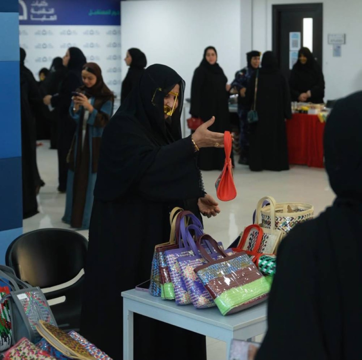 «من أيادينا».. منصة مجتمعية لدعم الأسر المنتجة