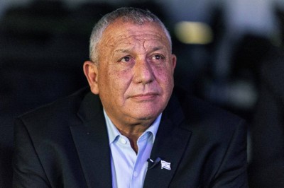 إسرائيل.. غادي آيزنكوت السياسي الجنرال الذي يريد إسقاط نتنياهو