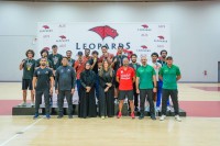 بمشاركة 131 طالباً وطالبة.. «الشارقة البحري» ينظم بطولة الجامعة الأمريكية للجامعات في التجديف الأرضي