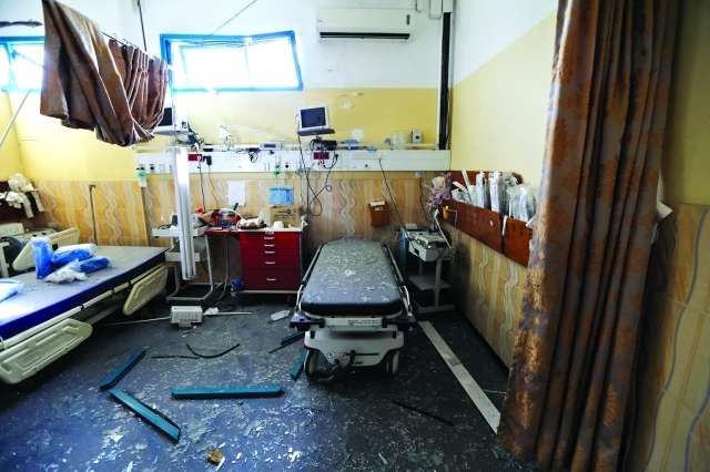 الصورة : آثار العدوان تطال مستشفى في بيت حانون                     أ.ب
