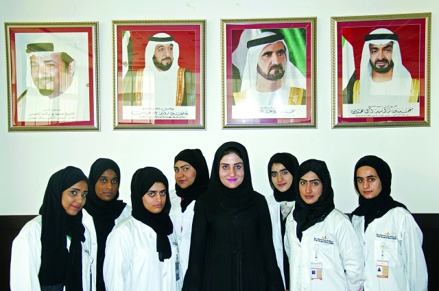 114 طالبة مواطنة «ملائكة رحمة» - عبر الإمارات - تعليم - البيان