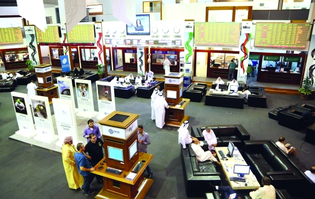 الصورة : سوق دبي المالي يستحوذ على الجزء الأكبر من السيولة             تصوير - حصة إسماعيل
