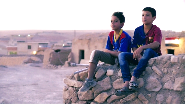 الصورة : مشهد من الفيلم العراقي «ميسي بغداد»