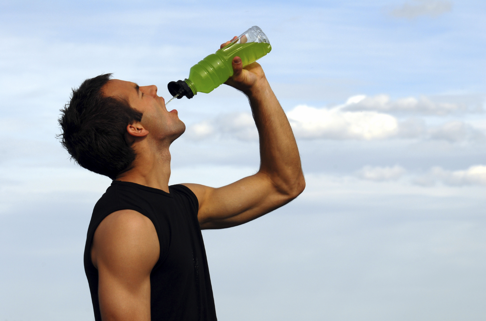 كيف تؤثر مشروبات الطاقة على الرياضيين ؟ - بلسم - آخر الأخبار - البيان