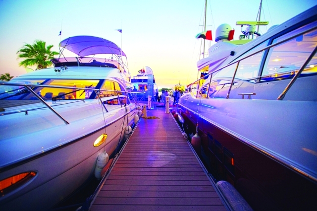 الصورة : نمو ملحوظ في مبيعات القوارب واليخوت في الإمارات   البيان