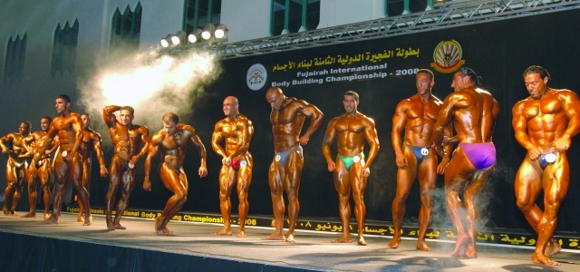 الصورة : نخبة اللاعبين المواطنين والعرب والمقيمين في الدولة يشاركون في البطولة الدولية	- البيان