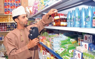 الصورة: الصورة: المستهلكون العمانيون يطالبون بتشديد الرقابة