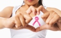 الصورة: الصورة: سرطان الثدي وأثره النفسي على الفتيات