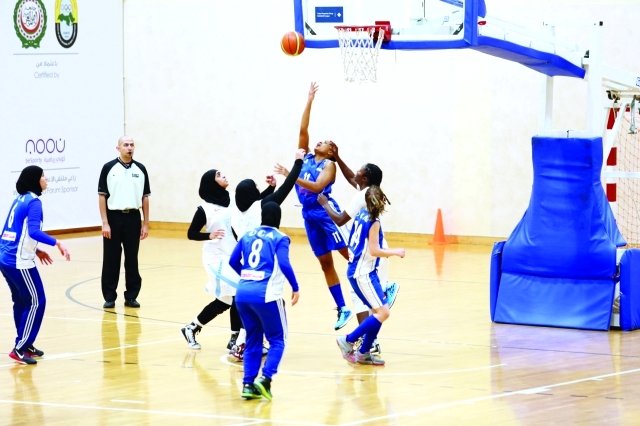 الصورة : ■ من منافسات كرة السلة في دورة الأندية العربية