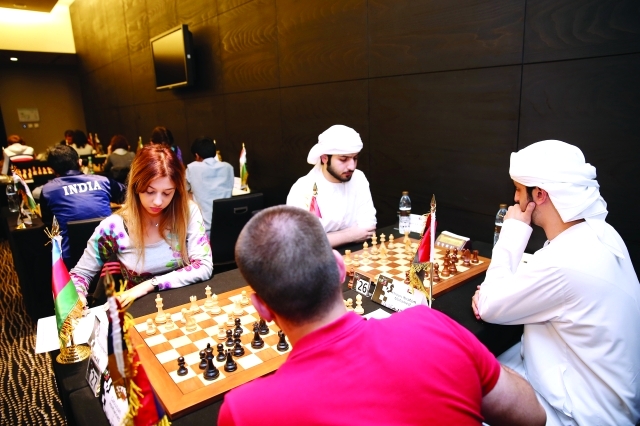 الصورة : ■ من منافسات الشطرنج الخاطف