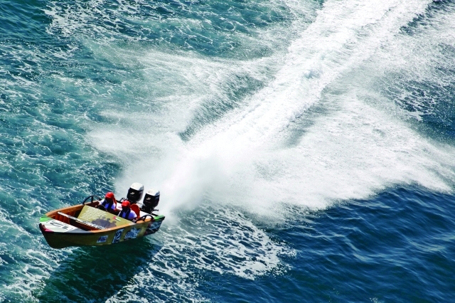 الصورة : Ⅶ الميناء السياحي بدبي يحتضن الجولة الختامية من بطولة القوارب الخشبية  |  البيان