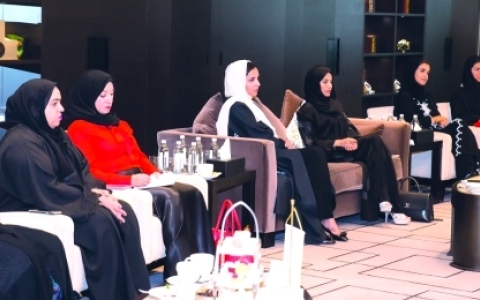 الصورة: الصورة: مجلس »دبي للمرأة« يوصي بإدراج الثقافة الدبلوماسية في المناهج