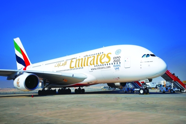 الصورة : ■ توفر «طيران الإمارات» برامج متفوقة لتدريب وتأهيل المواطنين  |  البيان