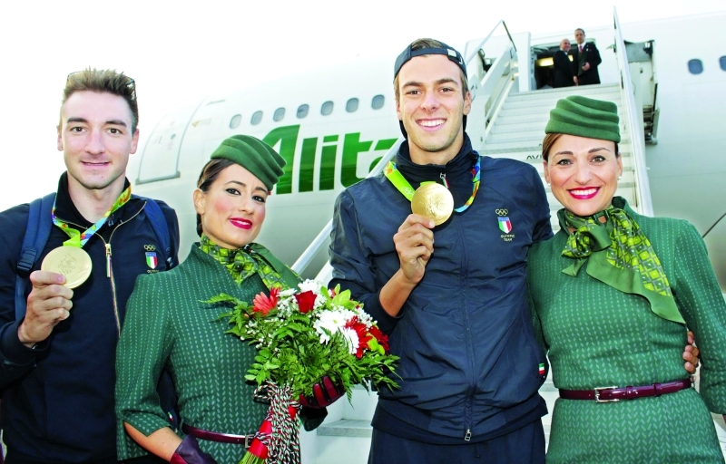 الصورة : ■ استقبال رائع للايطالي بالترينري صاحب ذهبية 1500 متر  |  أ ب