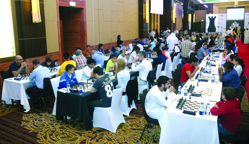 الصورة : ■ الإثارة عنوان منافسات مهرجان أبوظبي الدولي للشطرنج
