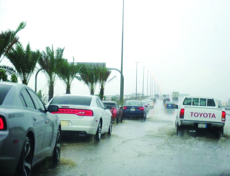 الصورة : الأمطار تتساقط بكثافة في جدة |  واس
