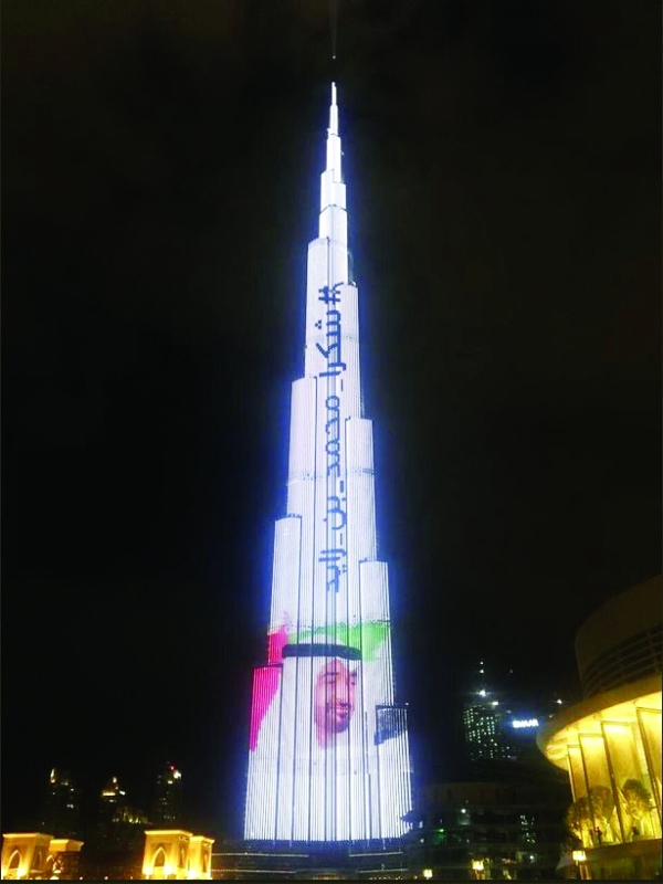 الصورة : برج خليفة.. شكراً لسمو المجد والشموخ