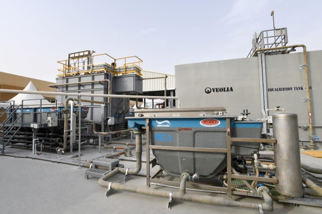 بلدية دبي تبدأ تشغيل محطة معالجة النفايات الصناعية السائلة الخطرة - البيان
