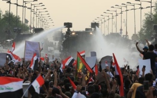 ارتفاع ضحايا الهجوم على المتظاهرين في بغداد إلى 23 قتيلاً