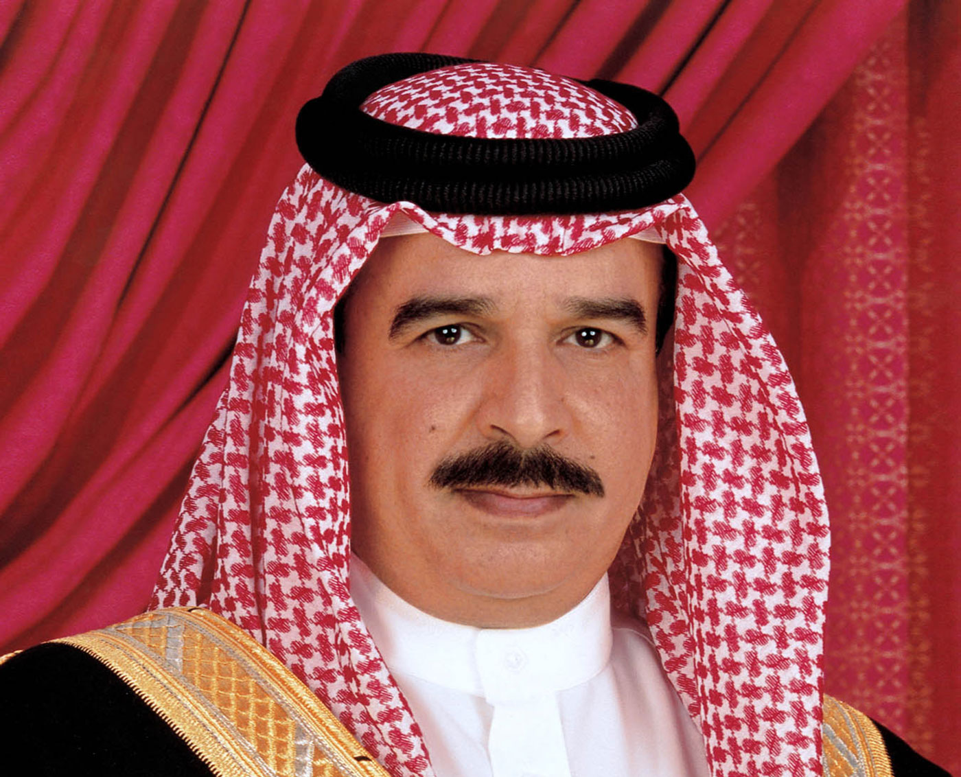 Хамада ибн ису аль халифу. Король Бахрейна Хамад Аль Халиф. Королm Бахрейна Хамада Бен Исы Аль Халифы.