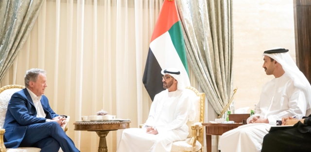 محمد بن زايد: نهج الإمارات ثابت في التضامن الإنساني بأوقات المحن والأزمات - البيان