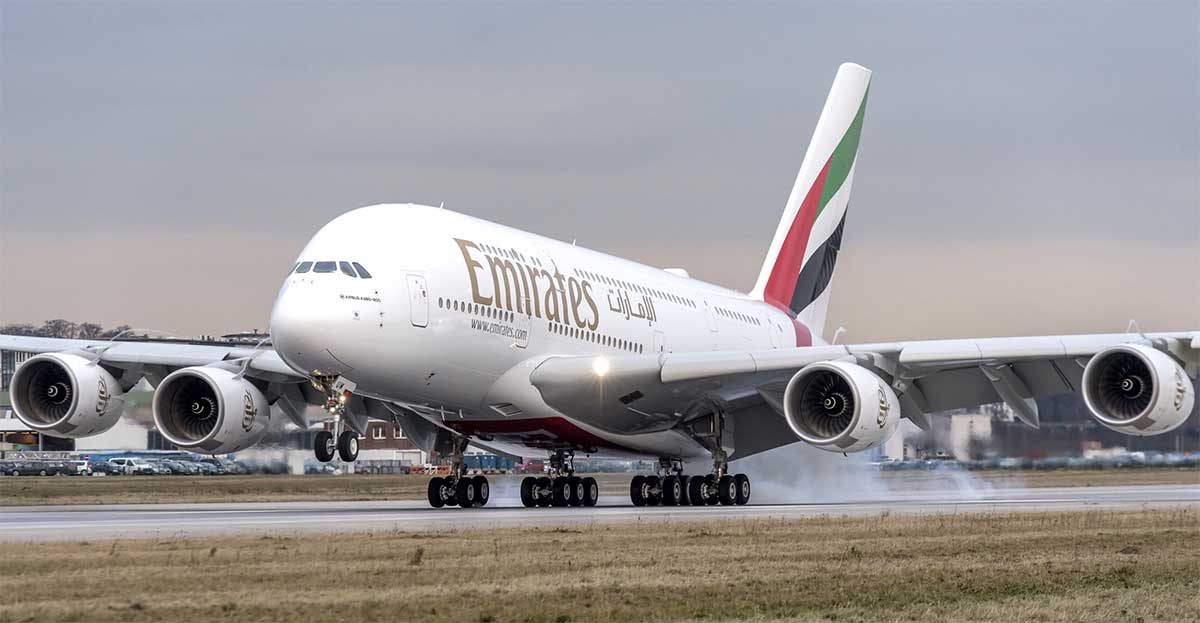 طيران الإمارات تعفي عملاءها من رسوم تغيير مواعيد السفر اعتبارا من اليوم الاقتصادي السوق المحلي البيان