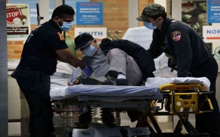 أمريكا تسجل 64 ألف إصابة جديدة و991 وفاة بكورونا