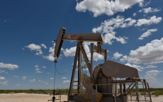 أوبك+ تتوقع امتثالا لتخفيضات النفط في يونيو عند 107%