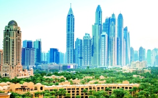 الإمارات تحتفظ بصدارتها في سوق العمل