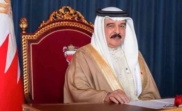 صورة البحرين: لقاح كورونا اختياري وبالمجان لكل مواطن ومقيم – عالم واحد – العرب