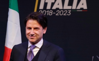 رئيس وزراء إيطاليا يستقيل غداً من منصبه
