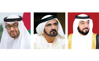 خليفة ومحمد بن راشد ومحمد بن زايد يهنئون قادة الدول العربية والإسلامية بحلول رمضان