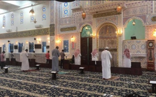السعودية تغلق 12مسجدا بعد ثبوت إصابات بكورونا بين المصلين