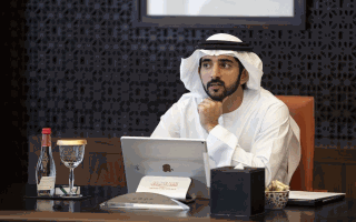 حمدان بن محمد يصدر قراراً بتخفيض وإلغاء رسوم وبدلات مالية في دبي